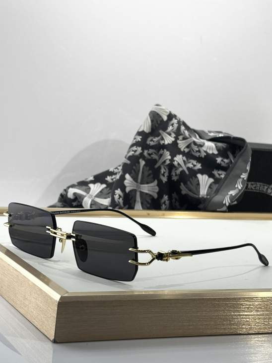Picture of Chrome Hearts Sunglasses _SKUfw75976542fw